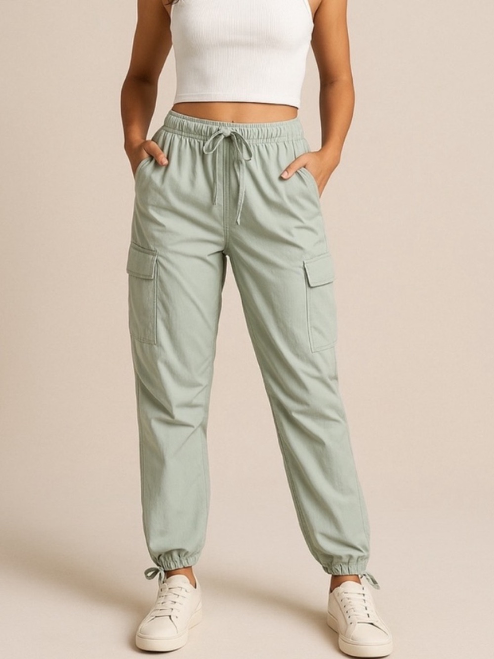 Abercrombie & Fitch green cargo pants Size Medium